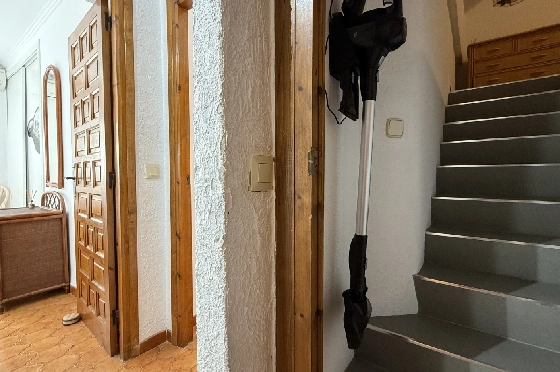 Villa in Els Poblets zur Ferienvermietung, Woongedeelte 100 m², Bouwjaar 1983, Zustand gepflegt, + KLIMA, Klimaanlage, Grondstuk 353 m², 3 Slaapkamers, 1 Badkamers, Pool, ref.: T-0325-14