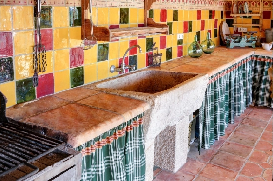 Finca in Moraira zu verkaufen, Woongedeelte 625 m², Bouwjaar 1998, Klimaanlage, Grondstuk 10229 m², 4 Slaapkamers, 3 Badkamers, Pool, ref.: AM-12269DR-12