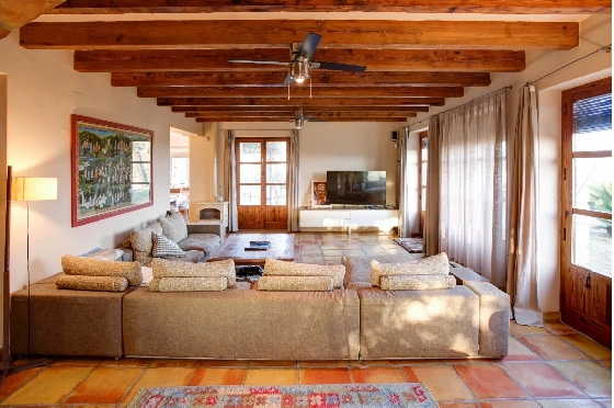 Finca in Moraira zu verkaufen, Woongedeelte 625 m², Bouwjaar 1998, Klimaanlage, Grondstuk 10229 m², 4 Slaapkamers, 3 Badkamers, Pool, ref.: AM-12269DR-15