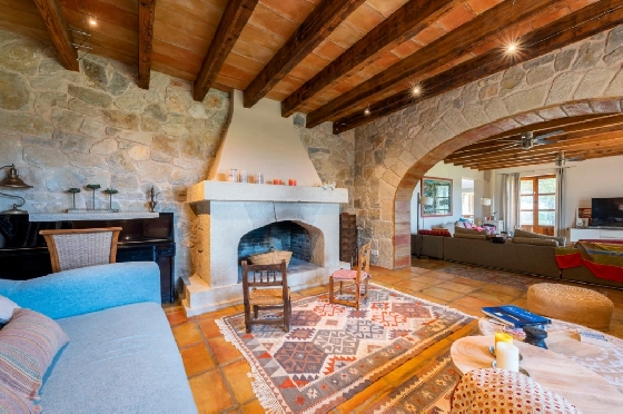 Finca in Moraira zu verkaufen, Woongedeelte 625 m², Bouwjaar 1998, Klimaanlage, Grondstuk 10229 m², 4 Slaapkamers, 3 Badkamers, Pool, ref.: AM-12269DR-17
