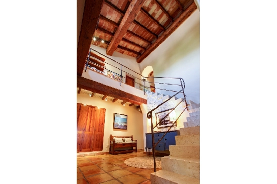 Finca in Moraira zu verkaufen, Woongedeelte 625 m², Bouwjaar 1998, Klimaanlage, Grondstuk 10229 m², 4 Slaapkamers, 3 Badkamers, Pool, ref.: AM-12269DR-28