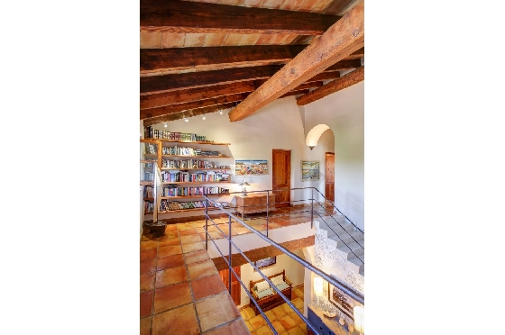 Finca in Moraira zu verkaufen, Woongedeelte 625 m², Bouwjaar 1998, Klimaanlage, Grondstuk 10229 m², 4 Slaapkamers, 3 Badkamers, Pool, ref.: AM-12269DR-29