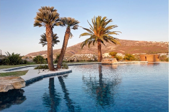 Finca in Moraira zu verkaufen, Woongedeelte 625 m², Bouwjaar 1998, Klimaanlage, Grondstuk 10229 m², 4 Slaapkamers, 3 Badkamers, Pool, ref.: AM-12269DR-50