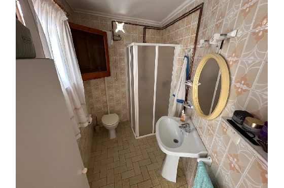 Villa in Denia zu verkaufen, Woongedeelte 220 m², Bouwjaar 1983, Klimaanlage, Grondstuk 2233 m², 6 Slaapkamers, 2 Badkamers, Pool, ref.: O-V95814-14