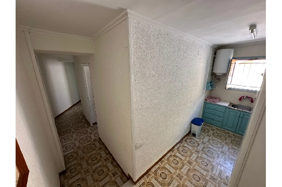 Villa in Denia zu verkaufen, Woongedeelte 220 m², Bouwjaar 1983, Klimaanlage, Grondstuk 2233 m², 6 Slaapkamers, 2 Badkamers, Pool, ref.: O-V95814-26