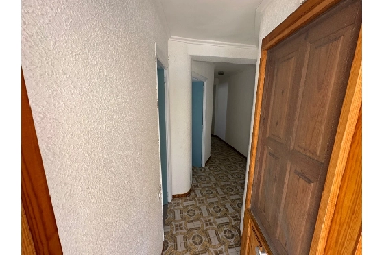Villa in Denia zu verkaufen, Woongedeelte 220 m², Bouwjaar 1983, Klimaanlage, Grondstuk 2233 m², 6 Slaapkamers, 2 Badkamers, Pool, ref.: O-V95814-33