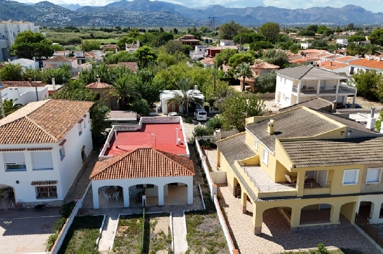 Villa in Denia zu verkaufen, Woongedeelte 220 m², Bouwjaar 1983, Klimaanlage, Grondstuk 2233 m², 6 Slaapkamers, 2 Badkamers, Pool, ref.: O-V95814-41