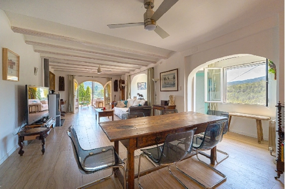 Villa in Benissa zu verkaufen, Woongedeelte 326 m², Bouwjaar 1989, + Zentralheizung, Klimaanlage, Grondstuk 4389 m², 5 Slaapkamers, 3 Badkamers, Pool, ref.: PV-141-02013P-21