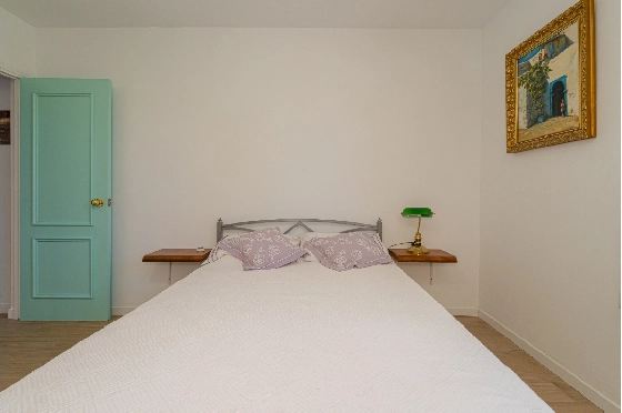 Villa in Benissa zu verkaufen, Woongedeelte 326 m², Bouwjaar 1989, + Zentralheizung, Klimaanlage, Grondstuk 4389 m², 5 Slaapkamers, 3 Badkamers, Pool, ref.: PV-141-02013P-26