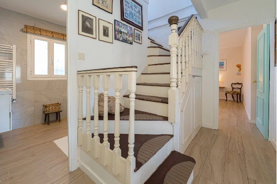 Villa in Benissa zu verkaufen, Woongedeelte 326 m², Bouwjaar 1989, + Zentralheizung, Klimaanlage, Grondstuk 4389 m², 5 Slaapkamers, 3 Badkamers, Pool, ref.: PV-141-02013P-29