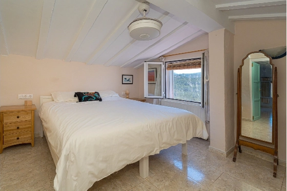 Villa in Benissa zu verkaufen, Woongedeelte 326 m², Bouwjaar 1989, + Zentralheizung, Klimaanlage, Grondstuk 4389 m², 5 Slaapkamers, 3 Badkamers, Pool, ref.: PV-141-02013P-30