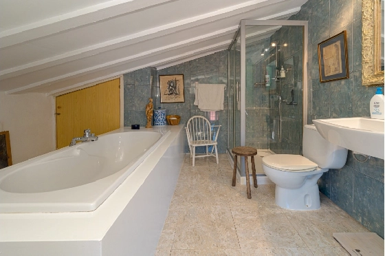 Villa in Benissa zu verkaufen, Woongedeelte 326 m², Bouwjaar 1989, + Zentralheizung, Klimaanlage, Grondstuk 4389 m², 5 Slaapkamers, 3 Badkamers, Pool, ref.: PV-141-02013P-31