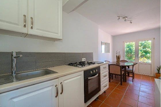 Villa in Benissa zu verkaufen, Woongedeelte 326 m², Bouwjaar 1989, + Zentralheizung, Klimaanlage, Grondstuk 4389 m², 5 Slaapkamers, 3 Badkamers, Pool, ref.: PV-141-02013P-36