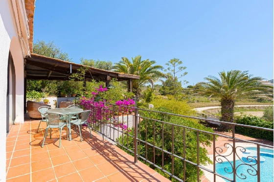 Villa in Benissa zu verkaufen, Woongedeelte 326 m², Bouwjaar 1989, + Zentralheizung, Klimaanlage, Grondstuk 4389 m², 5 Slaapkamers, 3 Badkamers, Pool, ref.: PV-141-02013P-41