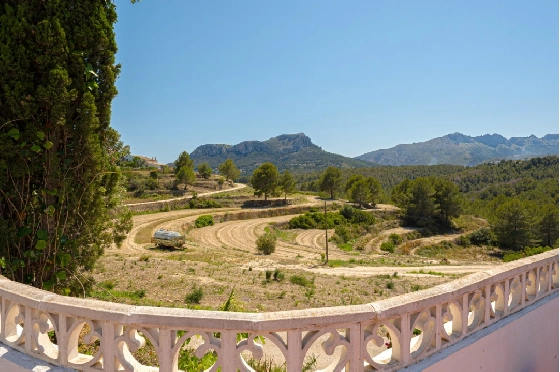 Villa in Benissa zu verkaufen, Woongedeelte 326 m², Bouwjaar 1989, + Zentralheizung, Klimaanlage, Grondstuk 4389 m², 5 Slaapkamers, 3 Badkamers, Pool, ref.: PV-141-02013P-50