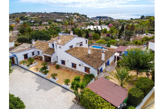Finca in Benissa zu verkaufen, Woongedeelte 704 m², Bouwjaar 2004, Klimaanlage, Grondstuk 3420 m², 9 Slaapkamers, 8 Badkamers, Pool, ref.: AM-12577DR-1