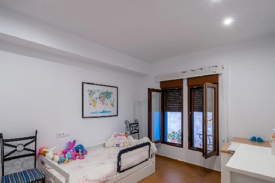 Finca in Benissa zu verkaufen, Woongedeelte 704 m², Bouwjaar 2004, Klimaanlage, Grondstuk 3420 m², 9 Slaapkamers, 8 Badkamers, Pool, ref.: AM-12577DR-31