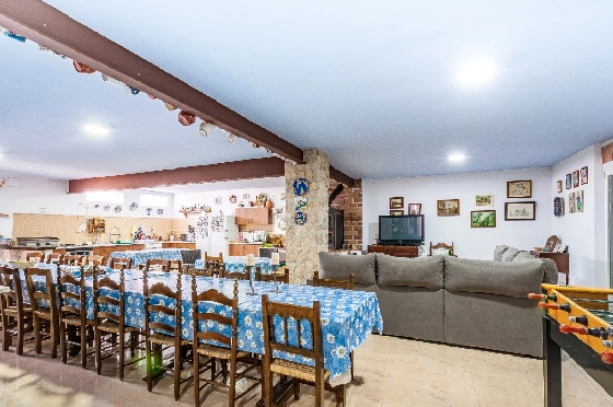 Finca in Benissa zu verkaufen, Woongedeelte 704 m², Bouwjaar 2004, Klimaanlage, Grondstuk 3420 m², 9 Slaapkamers, 8 Badkamers, Pool, ref.: AM-12577DR-37