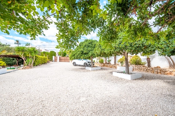Finca in Benissa zu verkaufen, Woongedeelte 704 m², Bouwjaar 2004, Klimaanlage, Grondstuk 3420 m², 9 Slaapkamers, 8 Badkamers, Pool, ref.: AM-12577DR-43