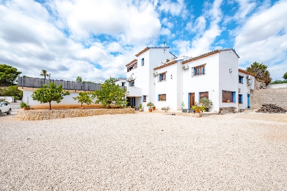 Finca in Benissa zu verkaufen, Woongedeelte 704 m², Bouwjaar 2004, Klimaanlage, Grondstuk 3420 m², 9 Slaapkamers, 8 Badkamers, Pool, ref.: AM-12577DR-5