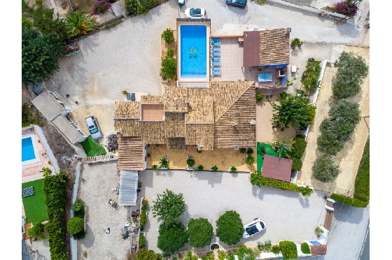 Finca in Benissa zu verkaufen, Woongedeelte 704 m², Bouwjaar 2004, Klimaanlage, Grondstuk 3420 m², 9 Slaapkamers, 8 Badkamers, Pool, ref.: AM-12577DR-6