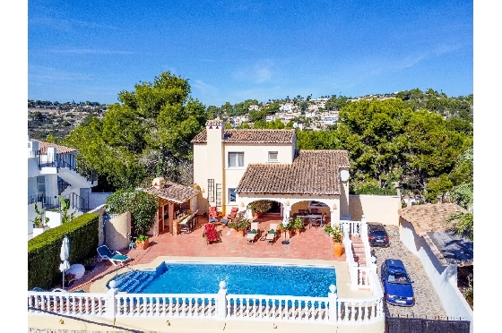 Villa in Benissa zu verkaufen, Woongedeelte 216 m², Bouwjaar 2004, Klimaanlage, Grondstuk 935 m², 4 Slaapkamers, 4 Badkamers, Pool, ref.: AM-12600DR-1