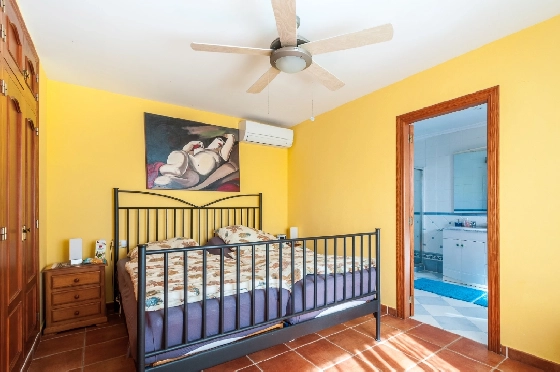 Villa in Benissa zu verkaufen, Woongedeelte 216 m², Bouwjaar 2004, Klimaanlage, Grondstuk 935 m², 4 Slaapkamers, 4 Badkamers, Pool, ref.: AM-12600DR-19