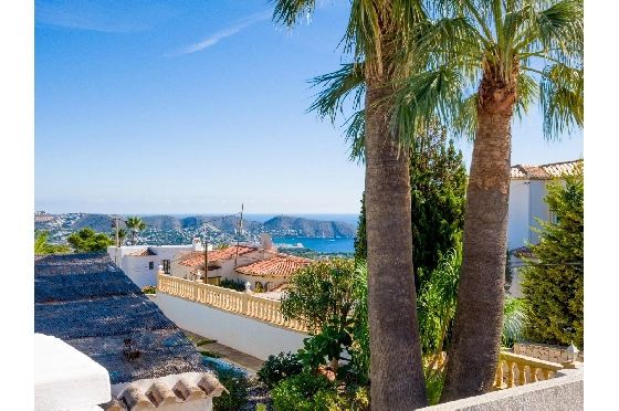 Villa in Benissa zu verkaufen, Woongedeelte 216 m², Bouwjaar 2004, Klimaanlage, Grondstuk 935 m², 4 Slaapkamers, 4 Badkamers, Pool, ref.: AM-12600DR-2