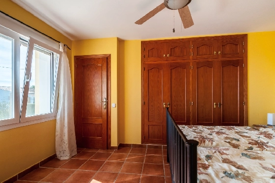 Villa in Benissa zu verkaufen, Woongedeelte 216 m², Bouwjaar 2004, Klimaanlage, Grondstuk 935 m², 4 Slaapkamers, 4 Badkamers, Pool, ref.: AM-12600DR-20