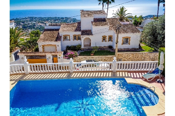 Villa in Benissa zu verkaufen, Woongedeelte 216 m², Bouwjaar 2004, Klimaanlage, Grondstuk 935 m², 4 Slaapkamers, 4 Badkamers, Pool, ref.: AM-12600DR-9