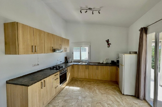 Villa in Orba(Valley) zu verkaufen, Woongedeelte 147 m², + Ofen, Klimaanlage, Grondstuk 600 m², 3 Slaapkamers, 2 Badkamers, Pool, ref.: PV-141-02031P-10