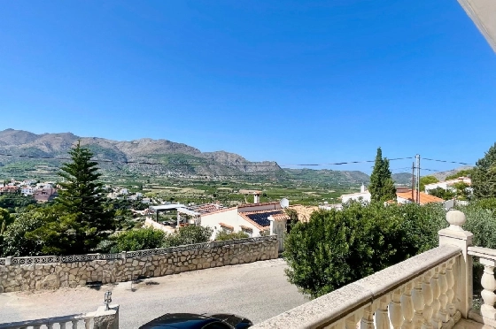 Villa in Orba(Valley) zu verkaufen, Woongedeelte 147 m², + Ofen, Klimaanlage, Grondstuk 600 m², 3 Slaapkamers, 2 Badkamers, Pool, ref.: PV-141-02031P-46