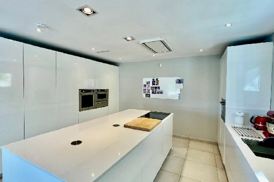 Villa in Orba(Valley) zu verkaufen, Woongedeelte 164 m², Bouwjaar 2020, + KLIMA, Klimaanlage, Grondstuk 805 m², 3 Slaapkamers, 2 Badkamers, Pool, ref.: PV-141-02042P-19