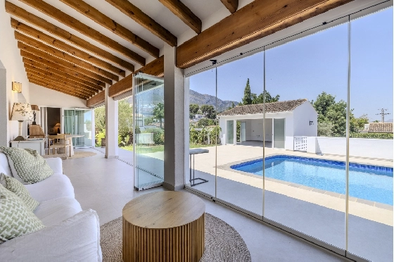Villa in Denia zu verkaufen, Woongedeelte 324 m², Bouwjaar 1993, Zustand modernisiert, + Fussbodenheizung, Klimaanlage, Grondstuk 1888 m², 4 Slaapkamers, 2 Badkamers, Pool, ref.: BC-7771-27