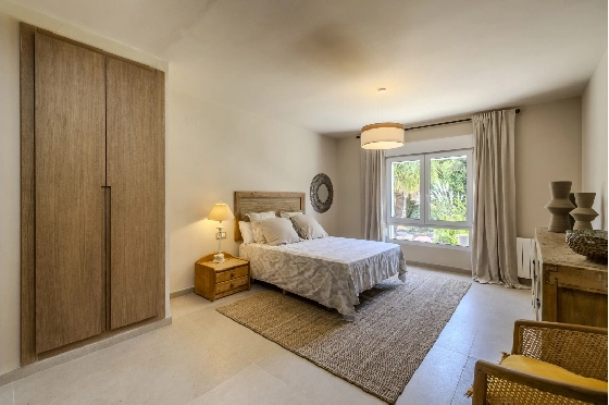 Villa in Denia zu verkaufen, Woongedeelte 324 m², Bouwjaar 1993, Zustand modernisiert, + Fussbodenheizung, Klimaanlage, Grondstuk 1888 m², 4 Slaapkamers, 2 Badkamers, Pool, ref.: BC-7771-65