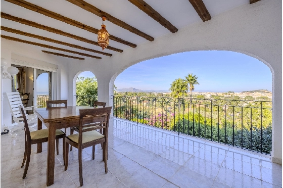 Villa in Denia zu verkaufen, Woongedeelte 267 m², Bouwjaar 1993, Zustand gepflegt, + Zentralheizung, Grondstuk 1085 m², 4 Slaapkamers, 3 Badkamers, Pool, ref.: BC-7785-16