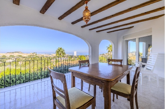 Villa in Denia zu verkaufen, Woongedeelte 267 m², Bouwjaar 1993, Zustand gepflegt, + Zentralheizung, Grondstuk 1085 m², 4 Slaapkamers, 3 Badkamers, Pool, ref.: BC-7785-17