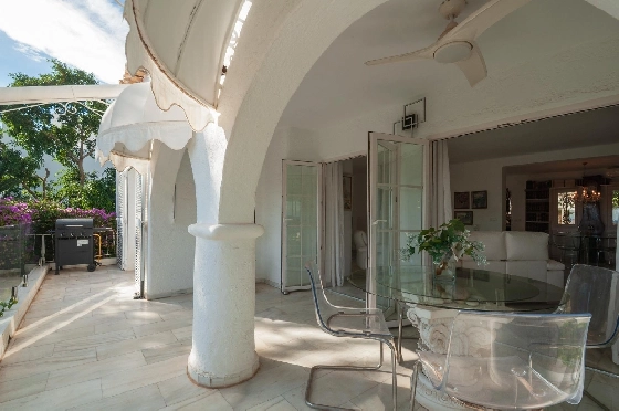 Villa in Calpe(Canuta) zu verkaufen, Woongedeelte 187 m², Klimaanlage, 4 Slaapkamers, 3 Badkamers, Pool, ref.: COB-3547-10535-11