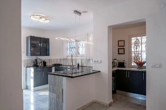 Villa in Calpe(Canuta) zu verkaufen, Woongedeelte 187 m², Klimaanlage, 4 Slaapkamers, 3 Badkamers, Pool, ref.: COB-3547-10535-13