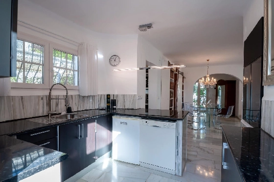 Villa in Calpe(Canuta) zu verkaufen, Woongedeelte 187 m², Klimaanlage, 4 Slaapkamers, 3 Badkamers, Pool, ref.: COB-3547-10535-14