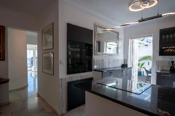 Villa in Calpe(Canuta) zu verkaufen, Woongedeelte 187 m², Klimaanlage, 4 Slaapkamers, 3 Badkamers, Pool, ref.: COB-3547-10535-15