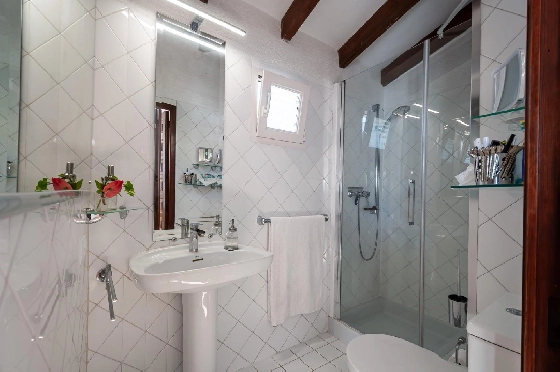 Villa in Calpe(Canuta) zu verkaufen, Woongedeelte 187 m², Klimaanlage, 4 Slaapkamers, 3 Badkamers, Pool, ref.: COB-3547-10535-25