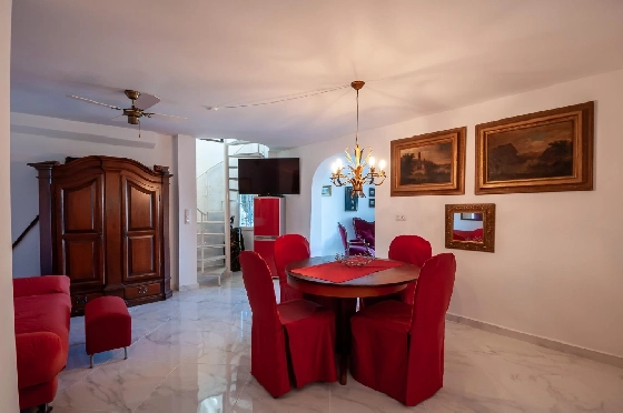 Villa in Calpe(Canuta) zu verkaufen, Woongedeelte 187 m², Klimaanlage, 4 Slaapkamers, 3 Badkamers, Pool, ref.: COB-3547-10535-28