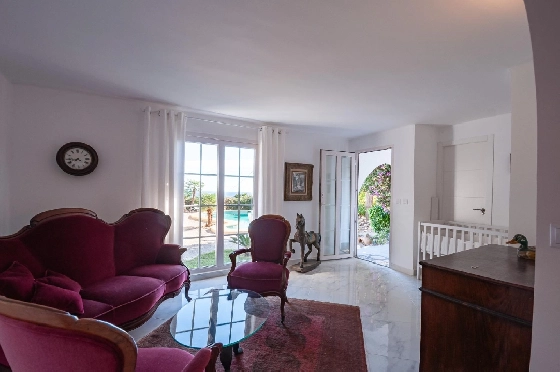 Villa in Calpe(Canuta) zu verkaufen, Woongedeelte 187 m², Klimaanlage, 4 Slaapkamers, 3 Badkamers, Pool, ref.: COB-3547-10535-35