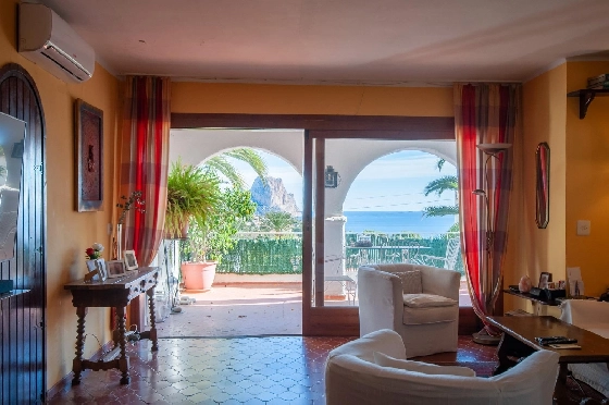 Villa in Calpe(Canuta) zu verkaufen, Woongedeelte 187 m², Klimaanlage, 4 Slaapkamers, 3 Badkamers, Pool, ref.: COB-3547-10535-36