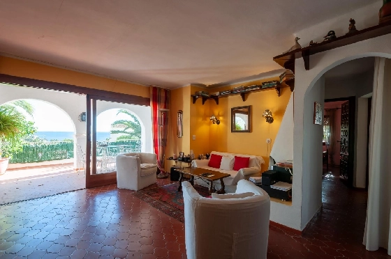 Villa in Calpe(Canuta) zu verkaufen, Woongedeelte 187 m², Klimaanlage, 4 Slaapkamers, 3 Badkamers, Pool, ref.: COB-3547-10535-37