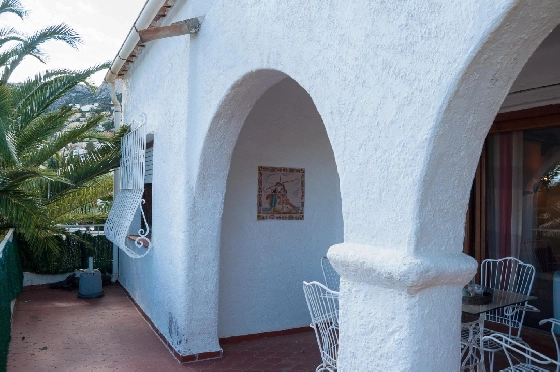 Villa in Calpe(Canuta) zu verkaufen, Woongedeelte 187 m², Klimaanlage, 4 Slaapkamers, 3 Badkamers, Pool, ref.: COB-3547-10535-43