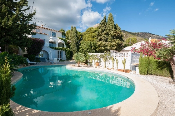 Villa in Calpe(Canuta) zu verkaufen, Woongedeelte 187 m², Klimaanlage, 4 Slaapkamers, 3 Badkamers, Pool, ref.: COB-3547-10535-47