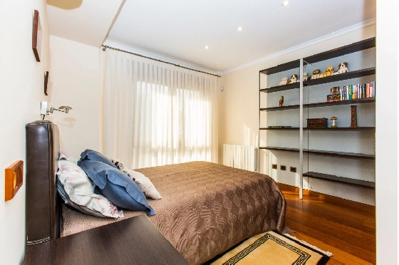 Villa in Denia zu verkaufen, Woongedeelte 266 m², Klimaanlage, Grondstuk 1254 m², 5 Slaapkamers, 3 Badkamers, Pool, ref.: VI-CHA2550-42