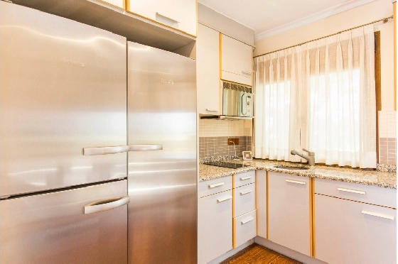 Villa in Denia zu verkaufen, Woongedeelte 266 m², Klimaanlage, Grondstuk 1254 m², 5 Slaapkamers, 3 Badkamers, Pool, ref.: VI-CHA2550-44